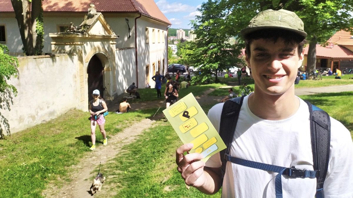 Redaktor Seznam Zpráv zdolal 74 km a dorazil do cíle pochodu Praha–Prčice